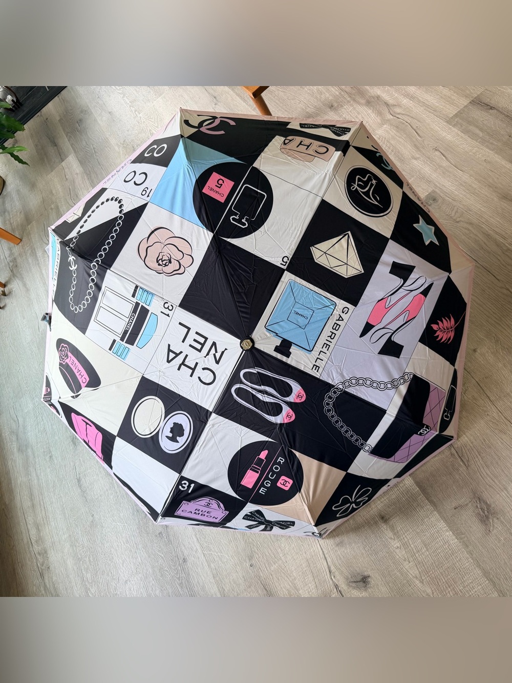 NEW w Box Stylish Chanel Themed Automatic Folding Umbrella w Iconic Brand Motifs - Picture 2 of 14